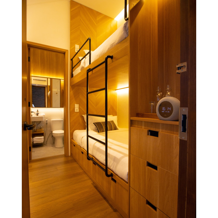 Deluxe Bunk Bed